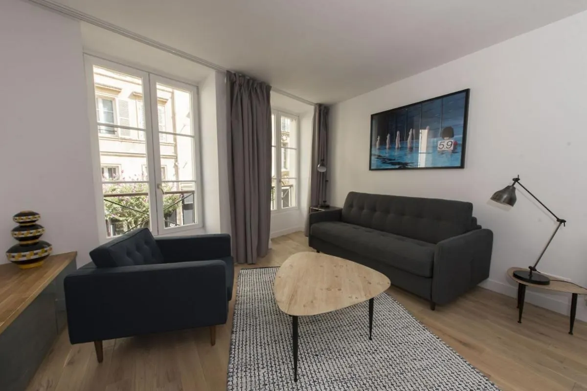Apartment Magnum
